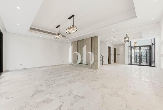 76963034 - Property Image 2