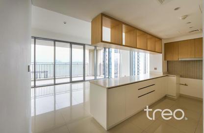 Apartment - 3 Bedrooms - 4 Bathrooms for sale in 17 Icon Bay - Dubai Creek Harbour (The Lagoons) - Dubai