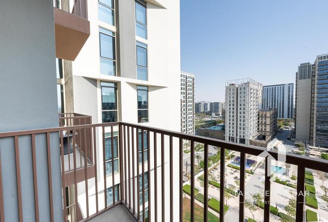 Fully Furnished | Vacant | Modern Living photo 3
