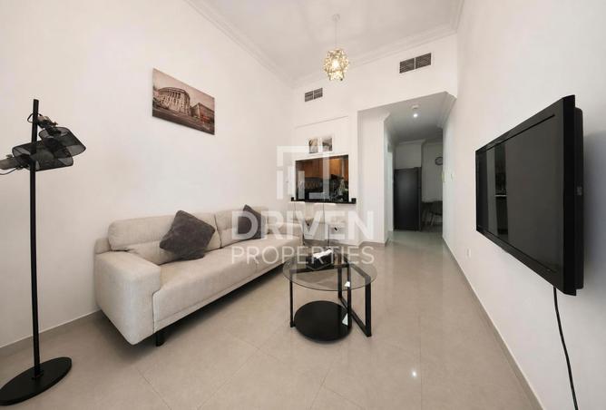 142385835 - Property Image 3