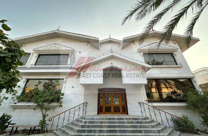 Villa - 7 Bedrooms - 7+ Bathrooms for rent in Downtown Fujairah - Fujairah