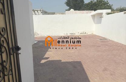 Villa - 3 - 3 for sale in Al Qadsiya - Al Sharq - Sharjah