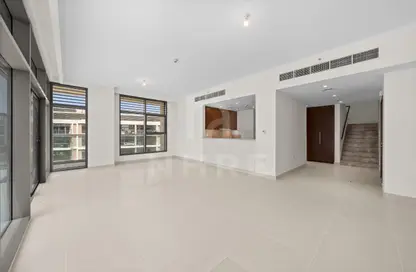 Apartment - 3 Bedrooms - 4 Bathrooms for sale in Mulberry 2 Building B1 - Mulberry 2 Block B - Mulberry 2 - Park Heights - Dubai Hills Estate - Dubai