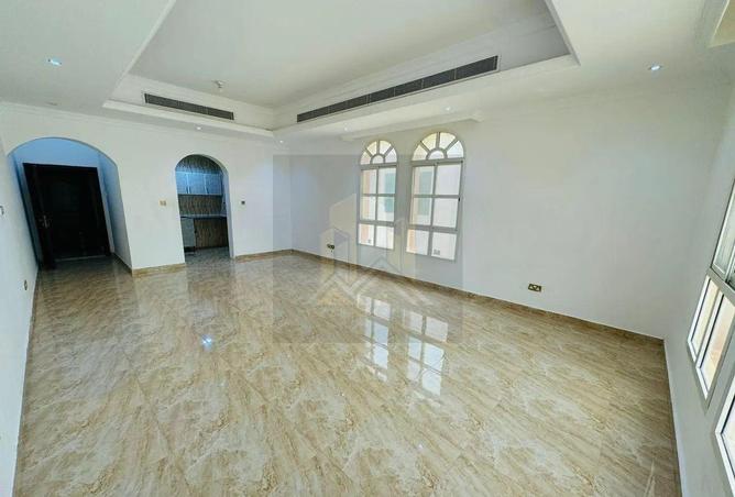 117280143 - Property Image 2