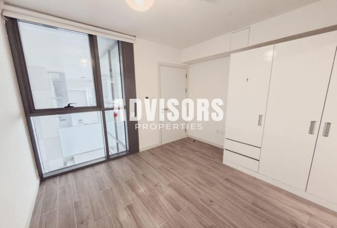76961579 - Property Image 3