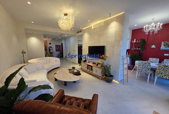 70290709 - Property Image 2