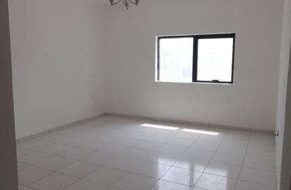 Apartment - 3 Bedrooms - 3 Bathrooms for rent in New Al Taawun Road - Al Taawun - Sharjah
