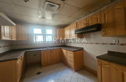 Apartment - 2 Bedrooms - 2 Bathrooms for rent in Oud Metha - Bur Dubai - Dubai