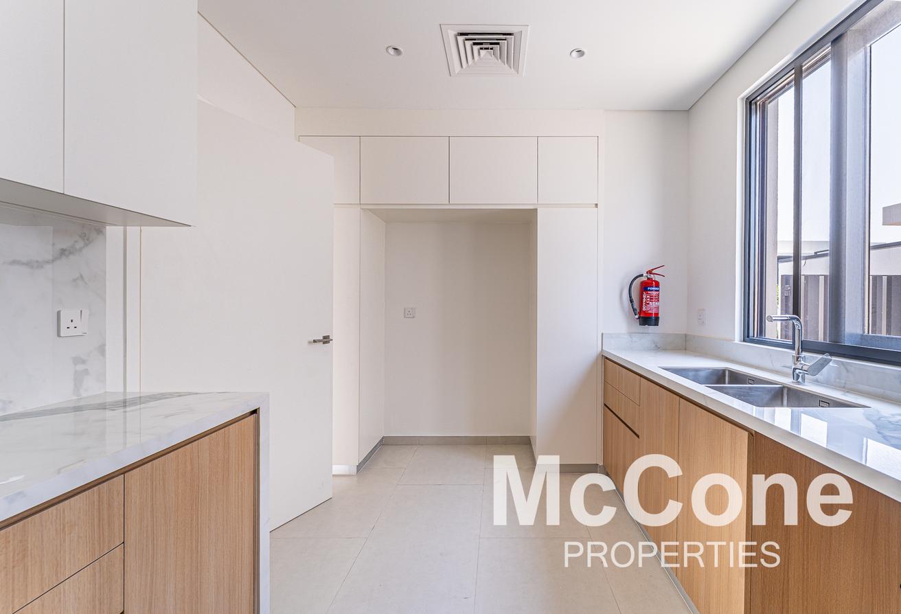 Corner Unit| Single Row| Hot Deal photo 5
