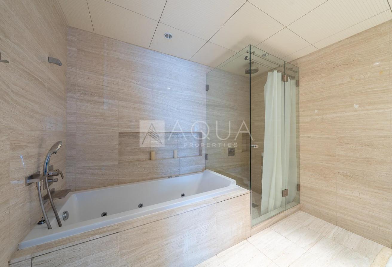 Fully Furnished | Fountain View | High Floor photo 17
