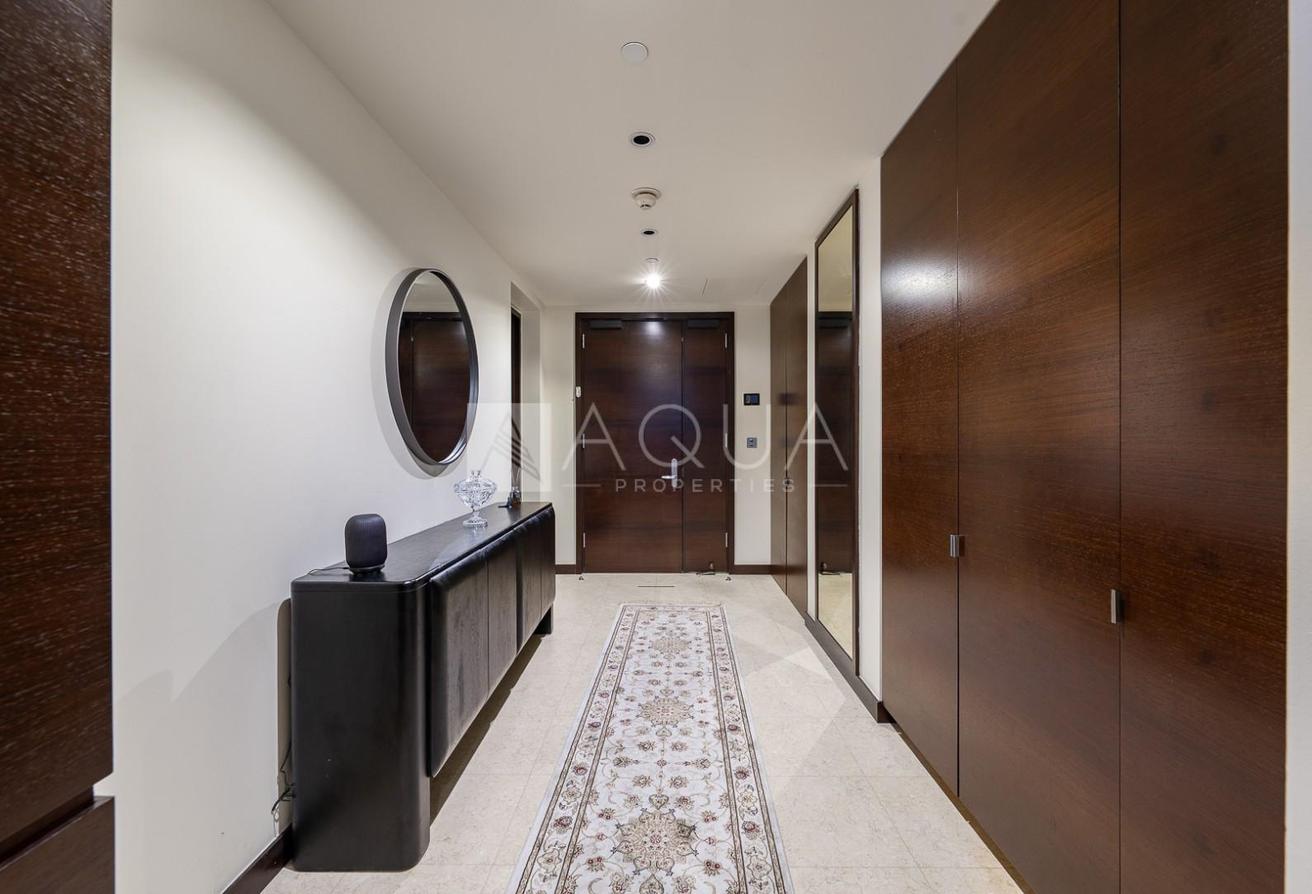Fully Furnished | Fountain View | High Floor photo 5