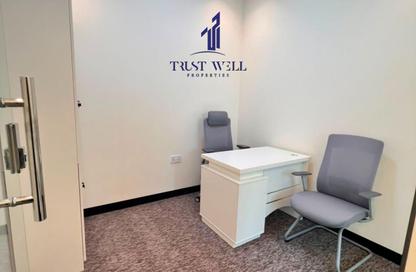 Office Space - Studio - 4 Bathrooms for rent in Dar Al Salam Building - Corniche Road - Abu Dhabi Office Space - Studio - 4 Bathrooms for rent in Dar Al Salam Building - Corniche Road - Abu Dhabi