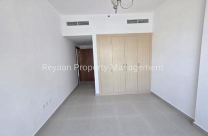 Apartment - 1 - 1 for rent in Park Place Tower - Sheikh Zayed Road - Dubai