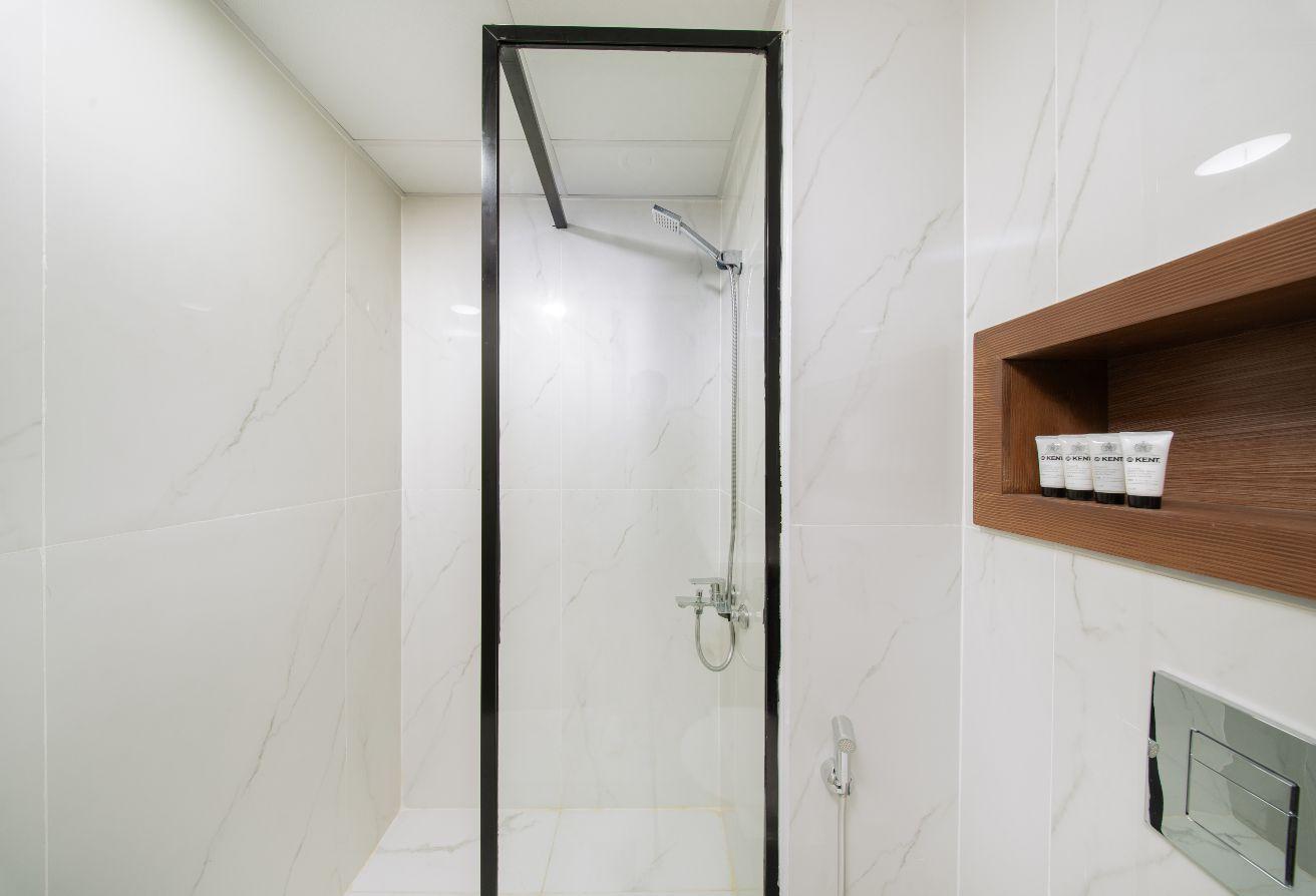 Modern Studio Near Metro | Pool, Gym & Expo Access photo 15