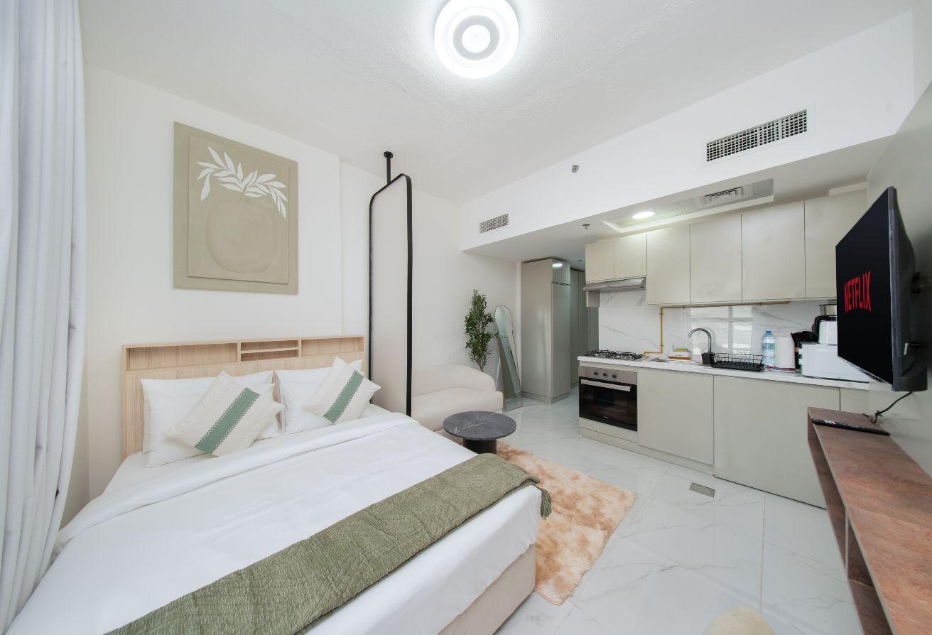 Modern Studio Near Metro | Pool, Gym & Expo Access photo 9