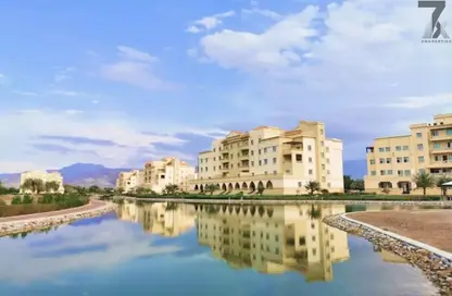 شقة - 2 غرف نوم - 2 حمامات للبيع في بناية 8 - قرية الياسمين - رأس الخيمة