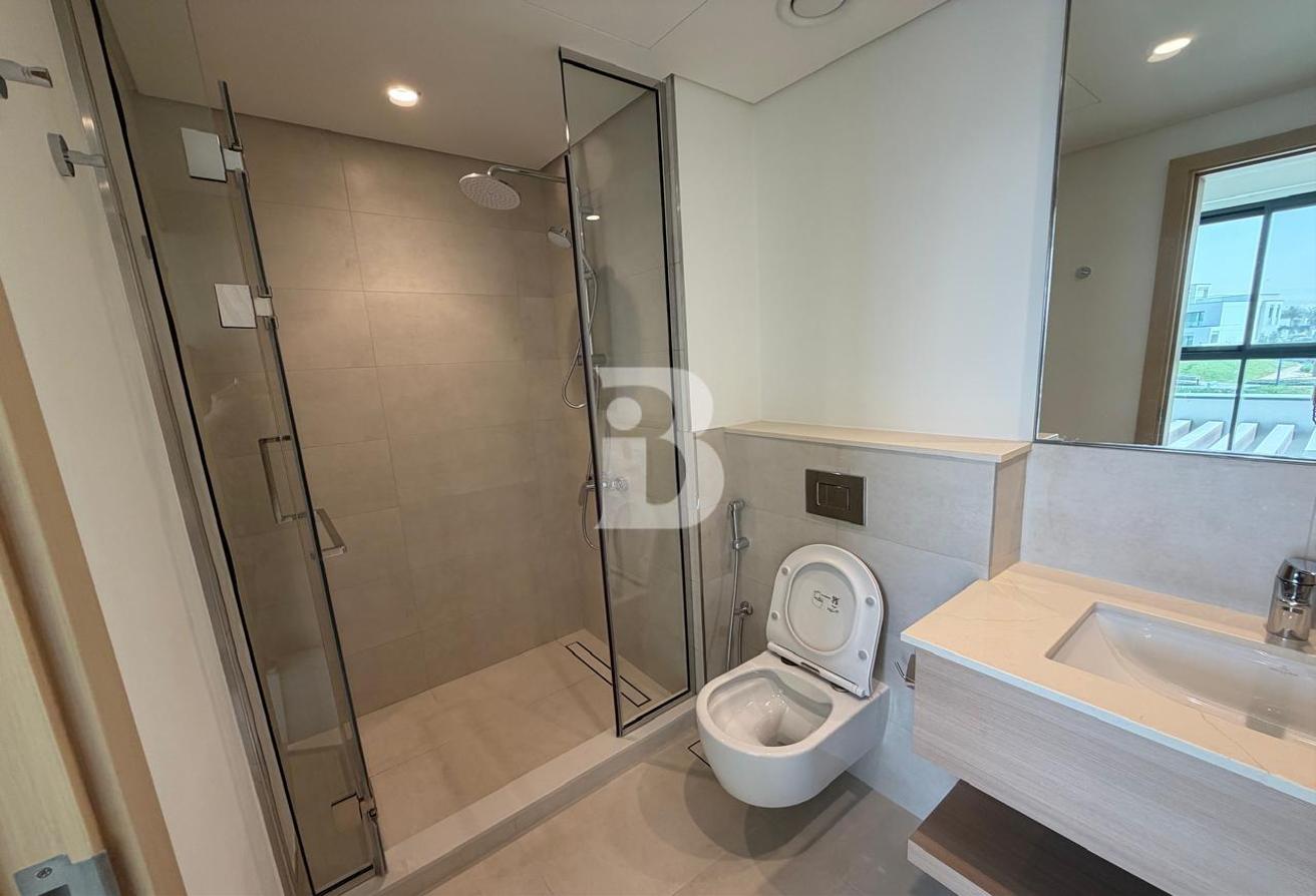 PARK VIEW|PRIME LOCATION | READY TO MOVE photo 10