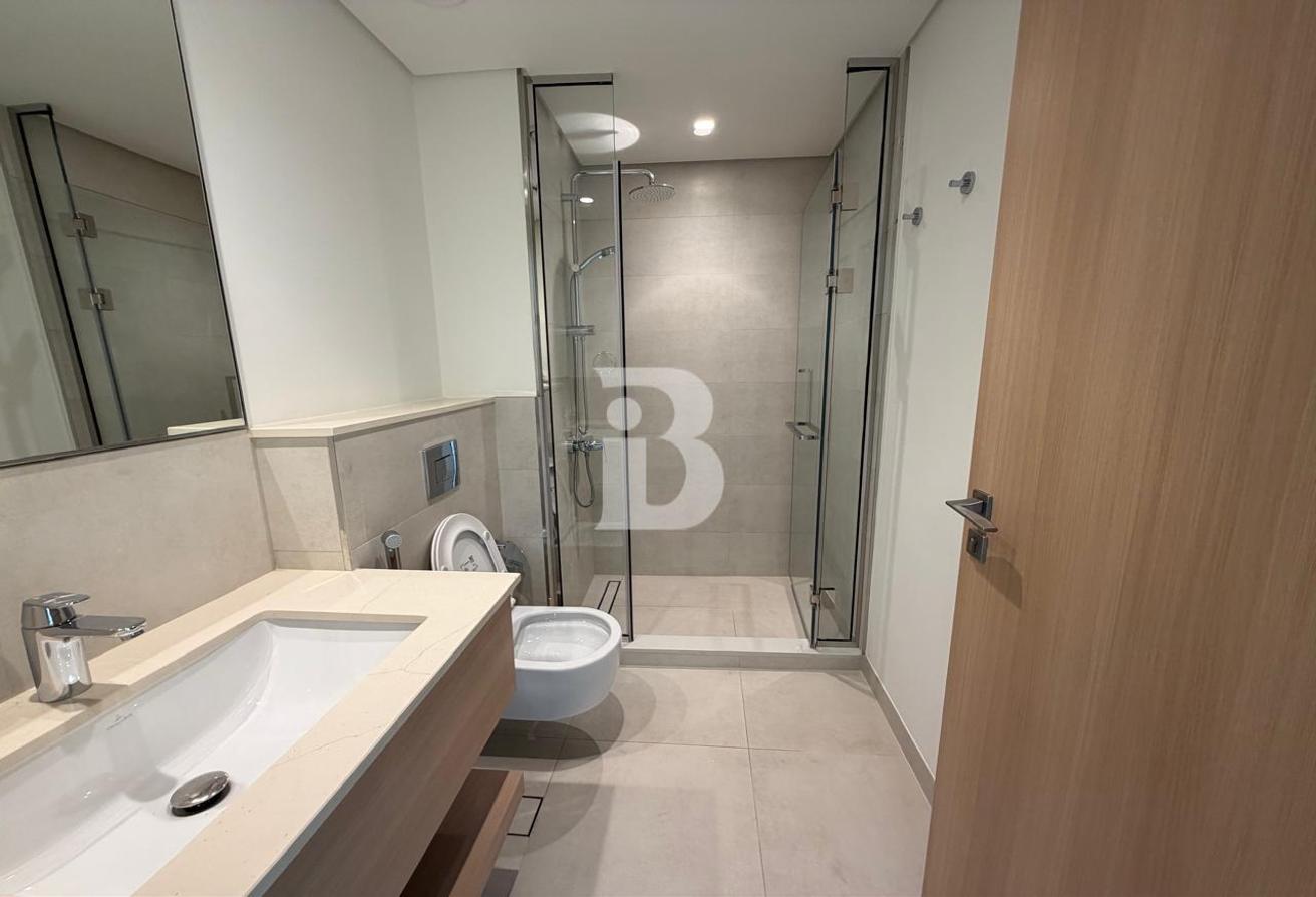 PARK VIEW|PRIME LOCATION | READY TO MOVE photo 11