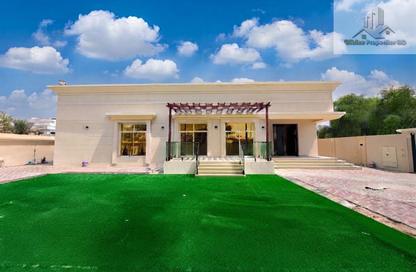 Villa - 4 - 6 for rent in Nad Al Sheba 4 - Nad Al Sheba - Dubai
