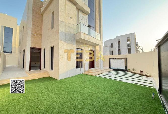 112759408 - Property Image 3