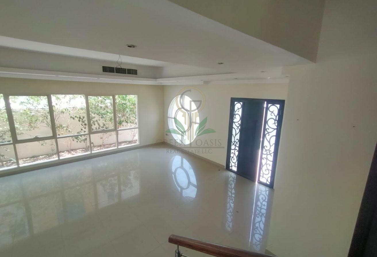 Elegant 5BR Villa Perfect For Beach Lovers | Pool photo 5