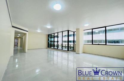 Apartment - 3 Bedrooms - 4 Bathrooms for rent in Golden Sands 7 - Al Mankhool - Bur Dubai - Dubai