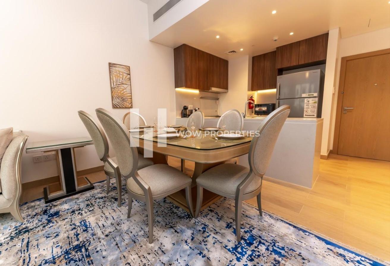 Fully Furnished | Ready To Move | Pool View photo 5