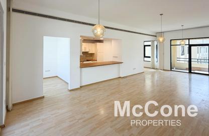 Apartment - 2 Bedrooms - 2 Bathrooms for rent in Al Nakheel 2 - Al Nakheel - Greens - Dubai Apartment - 2 Bedrooms - 2 Bathrooms for rent in Al Nakheel 2 - Al Nakheel - Greens - Dubai