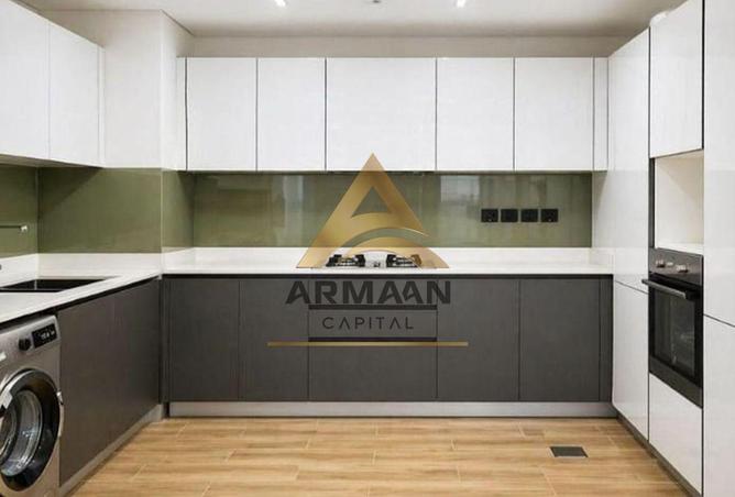 FITTED KITCHEN | BRIGHT | GOLF VIEW photo 3