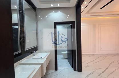 Villa - 5 - 7 for sale in Al Zaheya Gardens - Al Zahya - Ajman Villa - 5 - 7 for sale in Al Zaheya Gardens - Al Zahya - Ajman