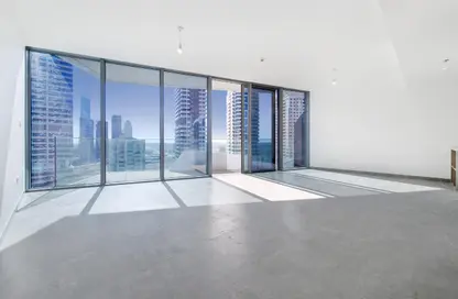 Apartment - 2 Bedrooms - 3 Bathrooms for rent in Stella Maris - Dubai Marina - Dubai