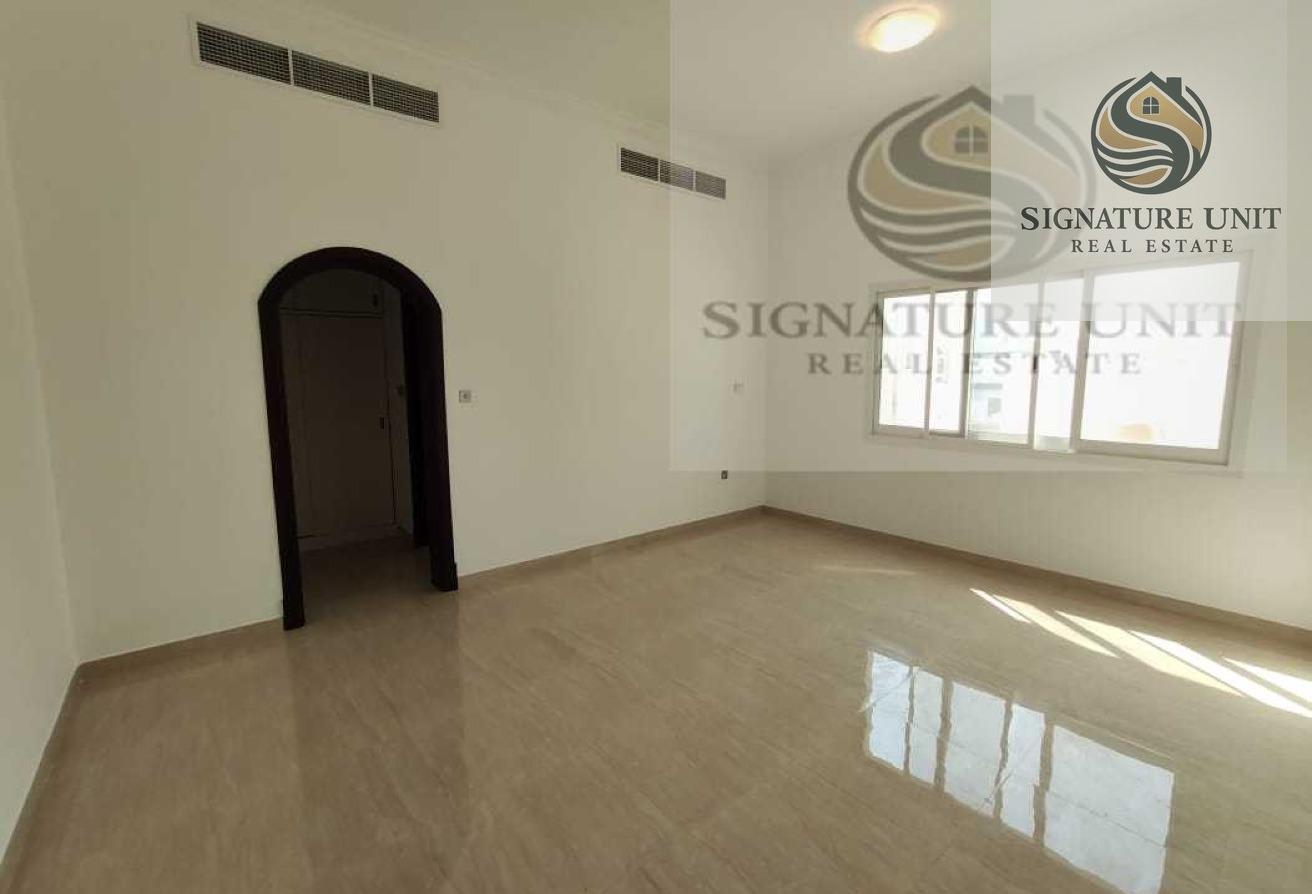 Renovated | 5BR Villa | Garden | Great Location photo 5