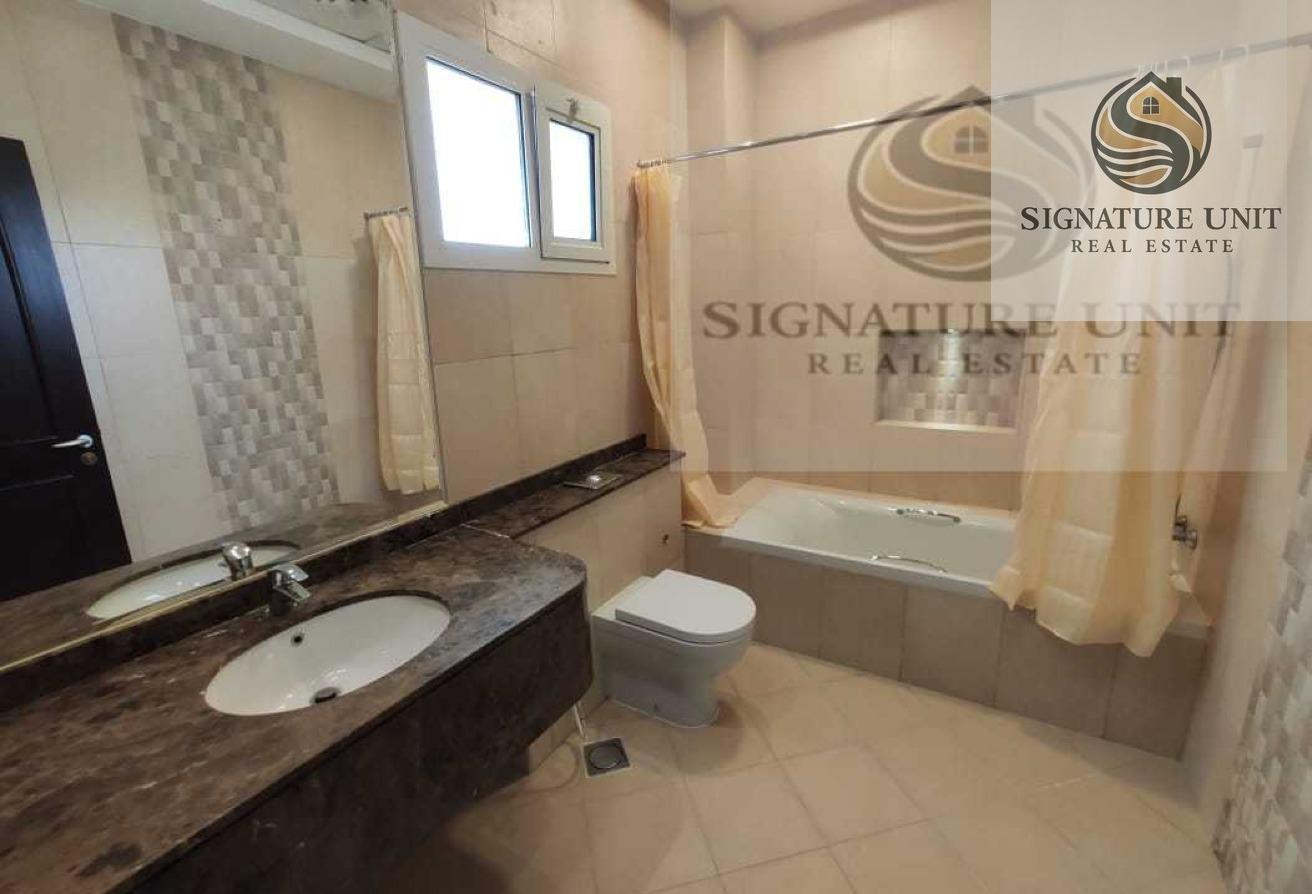Renovated | 5BR Villa | Garden | Great Location photo 15