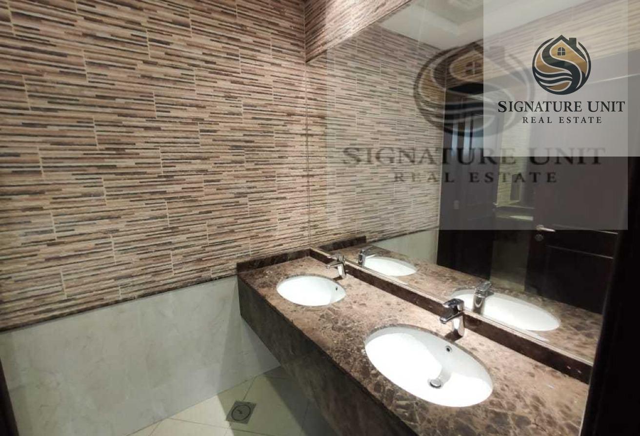 Renovated | 5BR Villa | Garden | Great Location photo 14