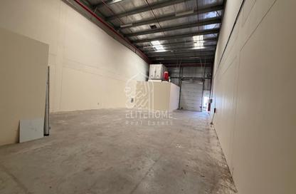 Warehouse - Studio for rent in Industrial Area 18 - Sharjah Industrial Area - Sharjah