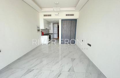 Apartment - Studio - 1 Bathroom for rent in Samana Golf Avenue - Dubai Studio City - Dubai