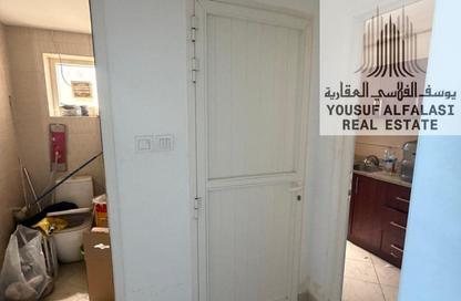 Show Room - Studio - 4 Bathrooms for rent in Industrial Area 18 - Sharjah Industrial Area - Sharjah