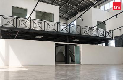 Warehouse - Studio for rent in Al Mana Building - Al Khabaisi - Deira - Dubai