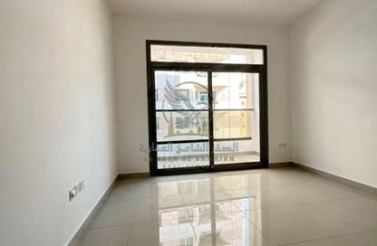 Apartment - 2 Bedrooms - 3 Bathrooms for rent in Al Khan Corniche - Al Khan - Sharjah
