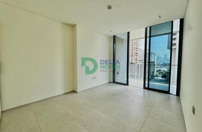 Apartment - 2 - 2 for rent in Binghatti Pinnacle - Dubai Healthcare City 2 - Al Jaddaf - Dubai