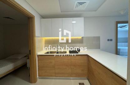 Apartment - 2 Bedrooms - 4 Bathrooms for sale in Radiant Square - City Of Lights - Al Reem Island - Abu Dhabi