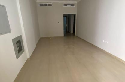 Apartment - 1 Bedroom - 2 Bathrooms for rent in Al Mowaihat 3 - Al Mowaihat - Ajman