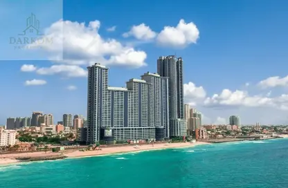 Apartment - 3 Bedrooms - 4 Bathrooms for sale in Ajman Corniche Residences - Ajman Corniche Road - Ajman