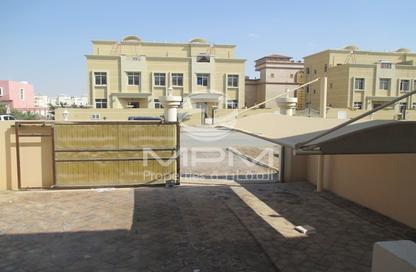 Villa - 4 - 5 for rent in Mohamed Bin Zayed Centre - Mohamed Bin Zayed City - Abu Dhabi Villa - 4 - 5 for rent in Mohamed Bin Zayed Centre - Mohamed Bin Zayed City - Abu Dhabi