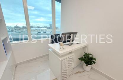Office Space - Studio - 1 Bathroom for rent in Business Atrium Building - Oud Metha - Bur Dubai - Dubai