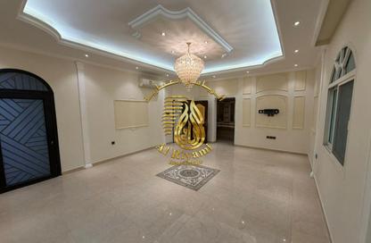 Villa - 5 - 7 for rent in Al Mowaihat 2 - Al Mowaihat - Ajman Villa - 5 - 7 for rent in Al Mowaihat 2 - Al Mowaihat - Ajman