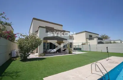 Villa - 5 Bedrooms - 6 Bathrooms for sale in Jumeirah Park Homes - Jumeirah Park - Dubai