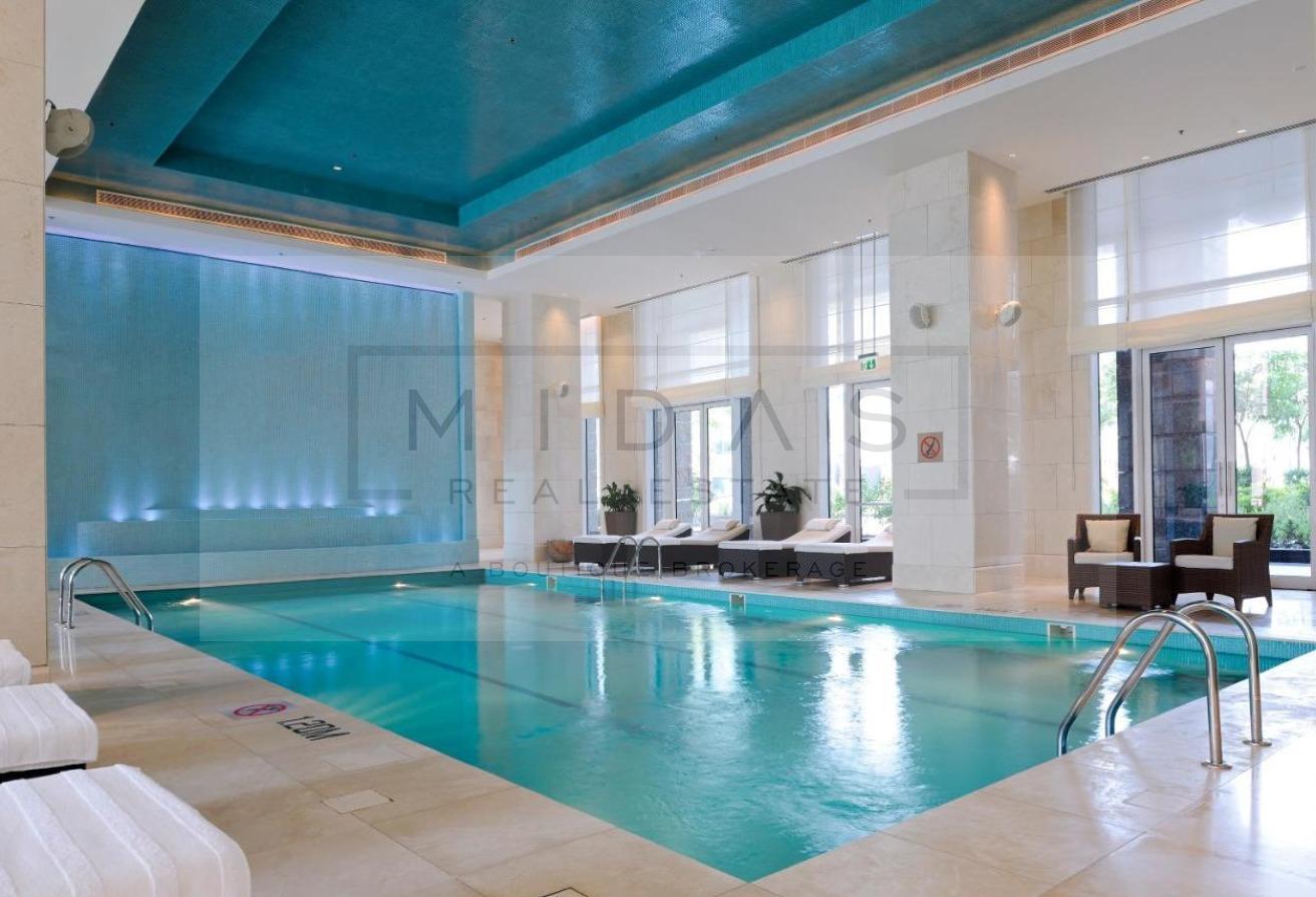 Prime Location I Luxury I Spacious I Near Mall photo 12