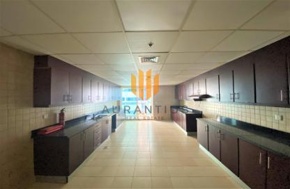 Apartment - 2 - 4 for rent in Emirates Crown - Dubai Marina - Dubai Apartment - 2 - 4 for rent in Emirates Crown - Dubai Marina - Dubai