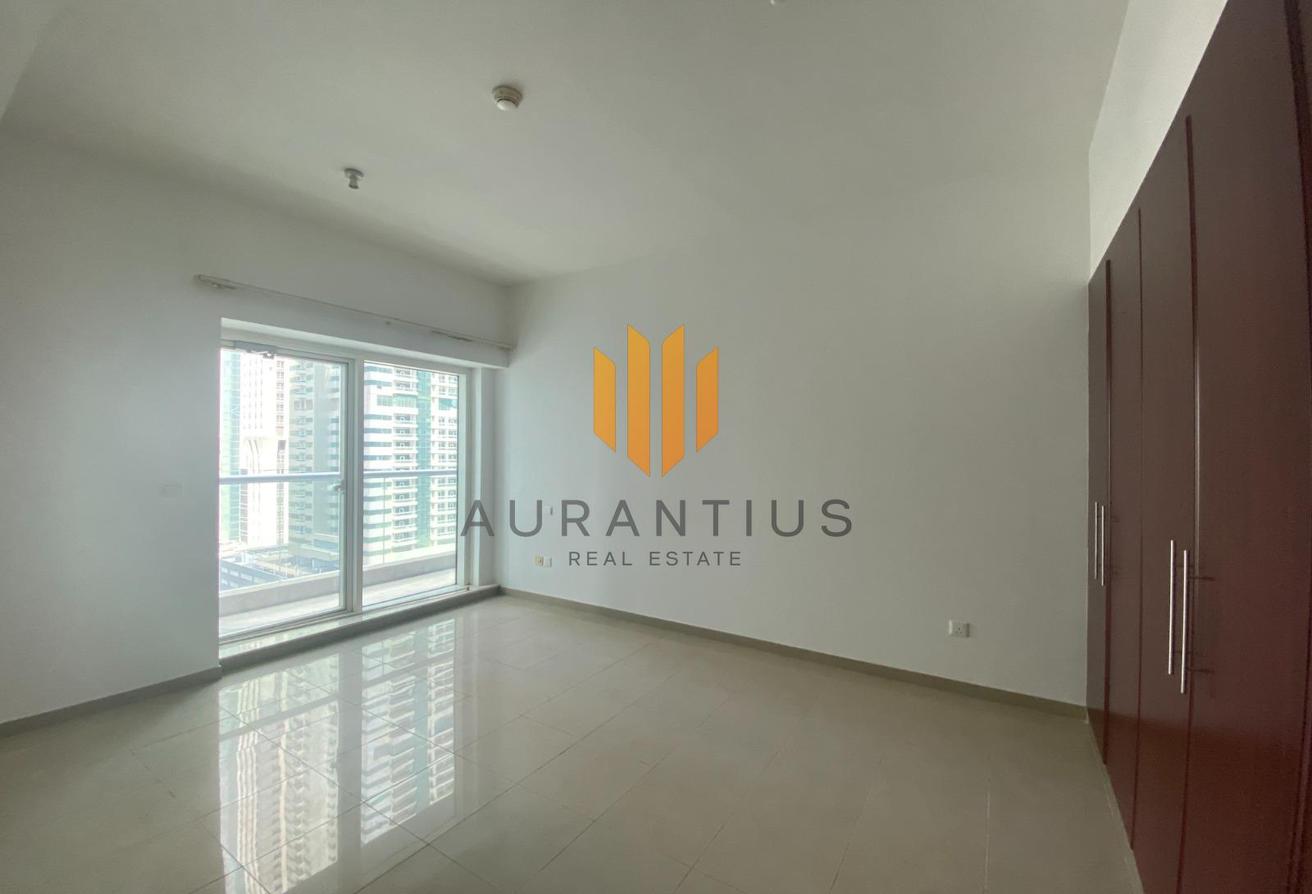 Low Floor | Spacious Layout | Partial Marina View photo 10